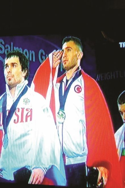 ŞIRNAKLI MİLLİ HALTERCİ AVRUPA ŞAMPİYONU OLDU VE…