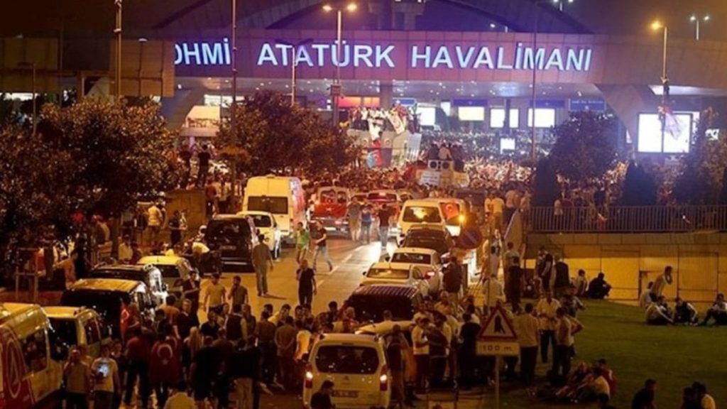 Yargıtay’dan dönen FETÖ’nün Atatürk Havalimanı’nı işgal girişimi davasında karar