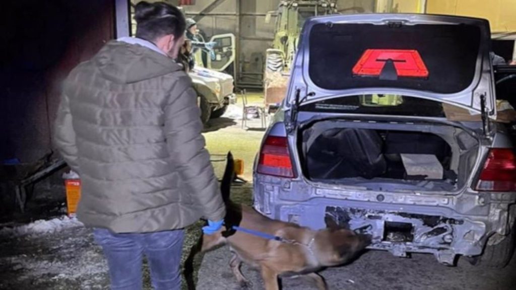 52.5 kilo patlayıcı ile yakalanan polise 21 yıl ceza
