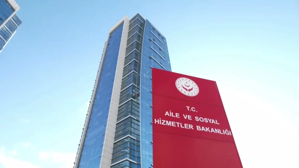 Er Gaziler ve Şehit Er Yakınları Emsal Özlük Hakları İçin Protesto Eylemi Yaptı