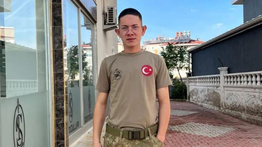 Terhisine 1,5 ay kala kalp krizinden hayatını kaybetti