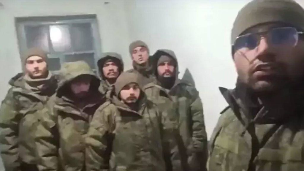 Rusya’ya turist olarak giden Hintliler askere alındı