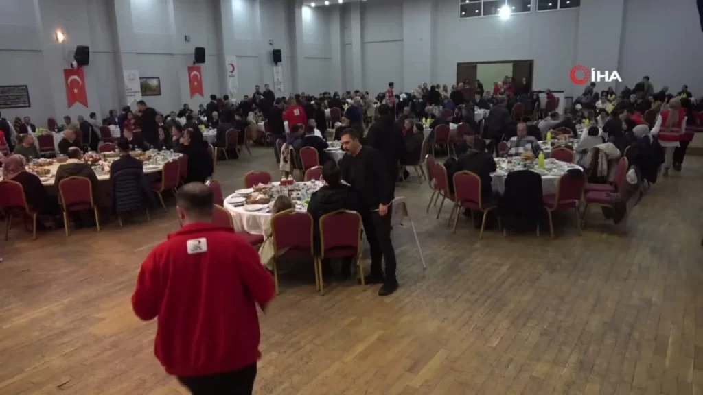 Şehit yakınları ve gaziler iftar yemeğinde bir araya geldi