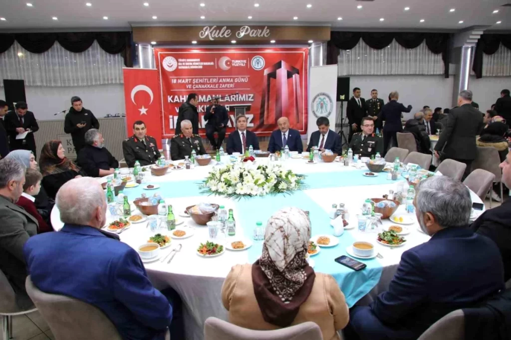 Şehit Yakınları ve Gaziler Onuruna İftar Programı Düzenlendi