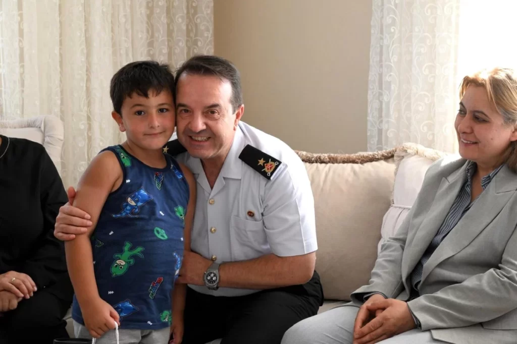 Şehit Jandarma Uzman Çavuşumuzun ailesine şehadet belgesi teslim edildi