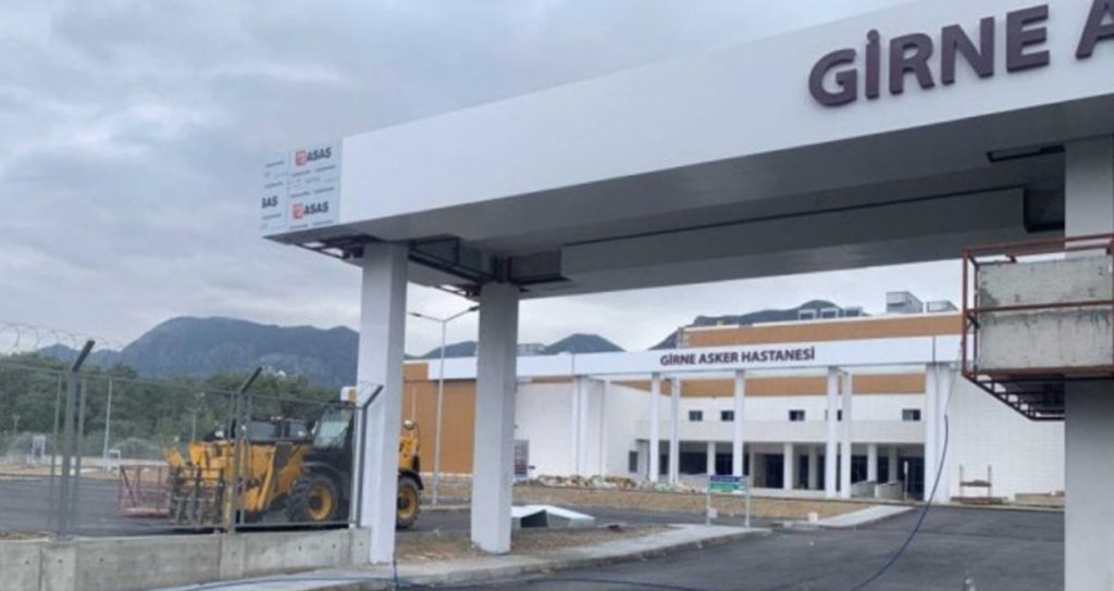 Askeri hastaneleri Türkiye’de kapattık KKTC’de açıyoruz