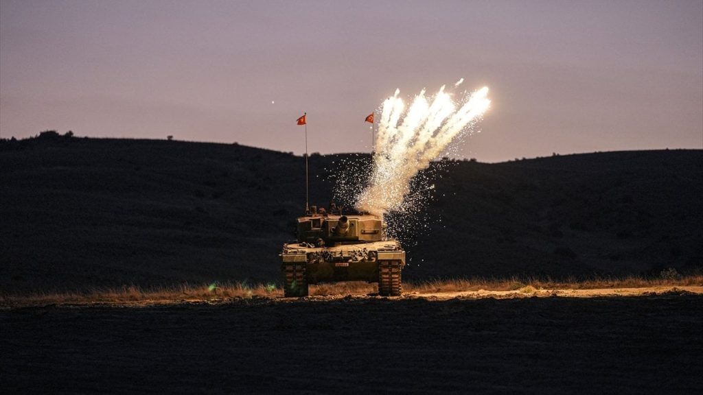 Türk tankçısının eğitiminden nefes kesen kareler: 7/24 göreve hazır