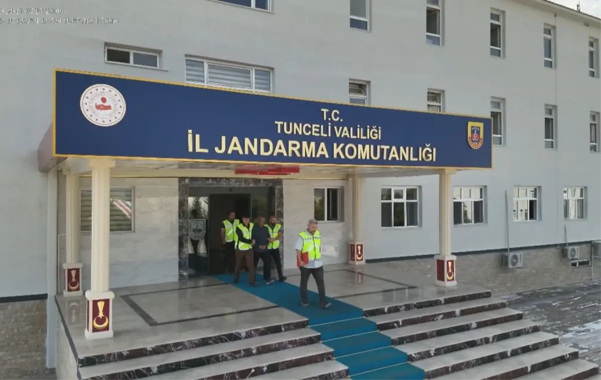 27 güvenlik görevlisinin şehit edildiği eylemlere katılan terörist canlı yakalandı