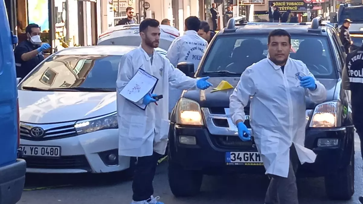 Emekli albay ve oğlu, polise çekiçle saldırdı! Ölü ve yaralılar var