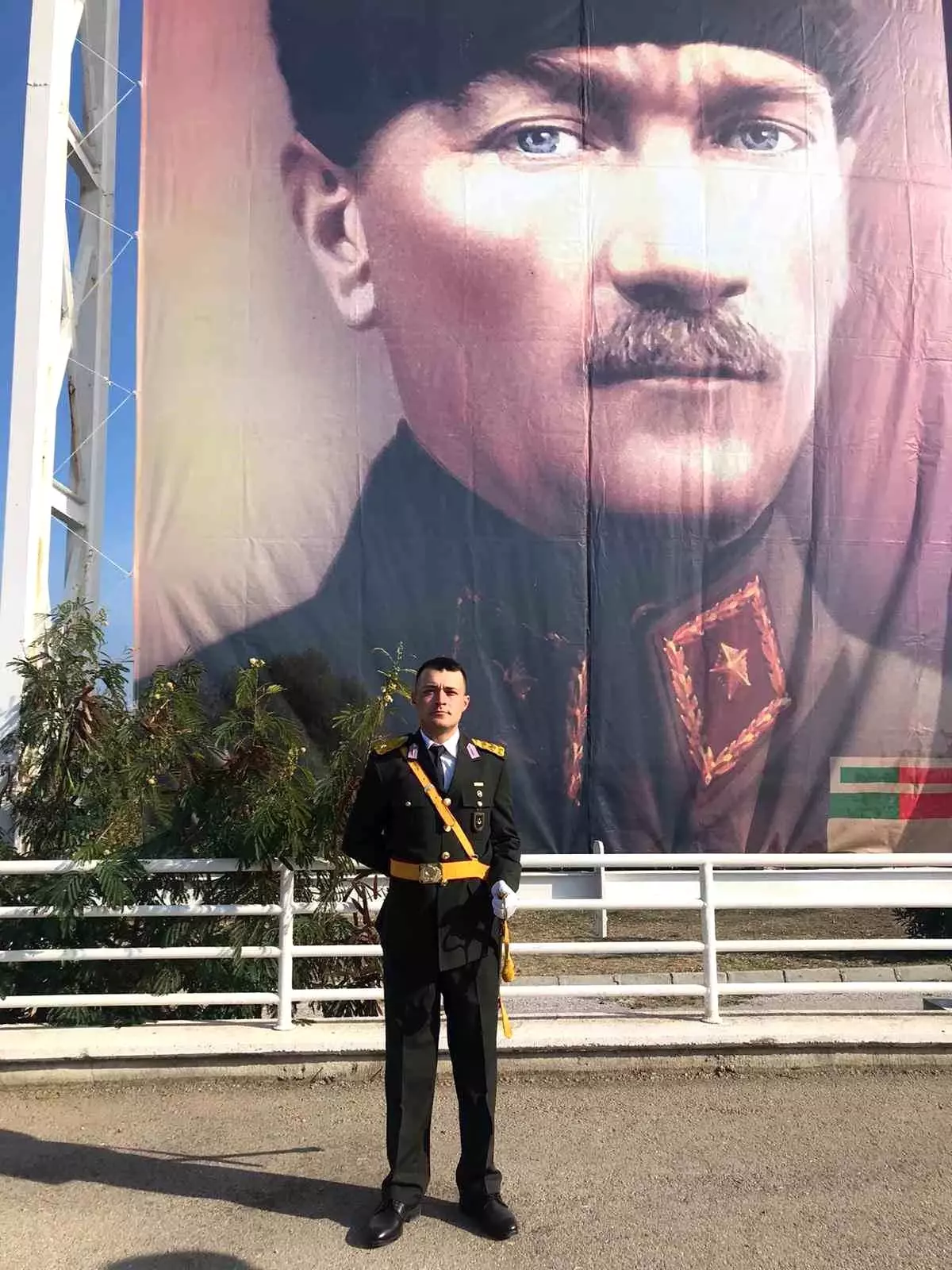 Görevi Başında Kalp Krizi Geçiren Üsteğmen Hayatını Kaybetti