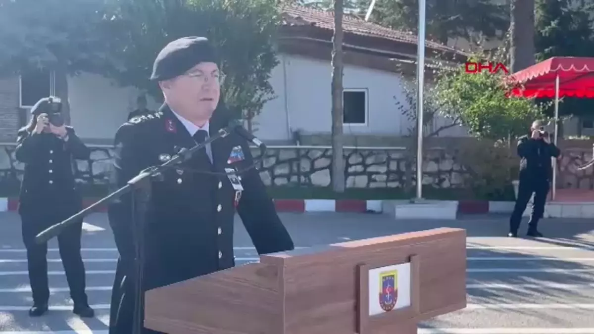 Karakol Komutanı Jandarma Astsubay Durgut İçin Tören