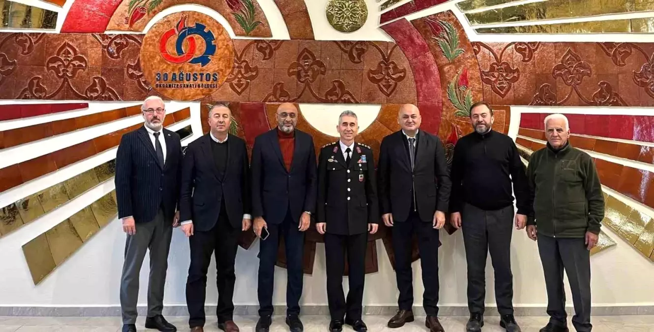 İl Jandarma Komutanı Vedat Kültür, OSB Yönetimi ile Bir Araya Geldi
