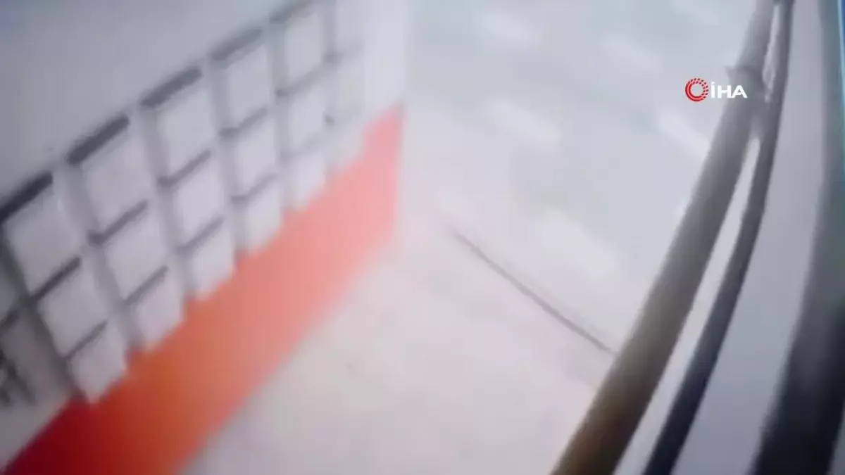 Asker Kaçağı Apartmanda Yakalandı