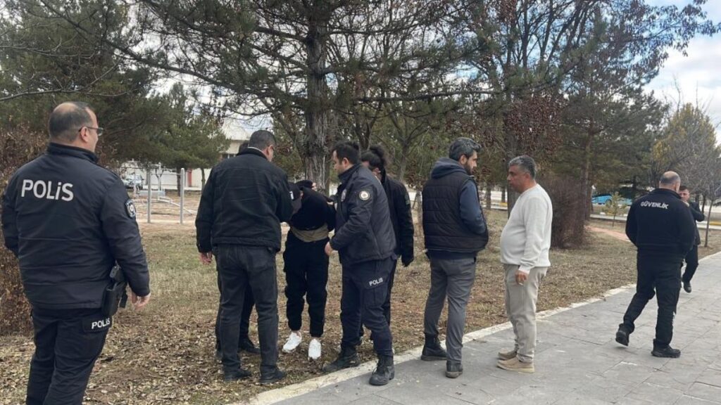 Asker kaçağı kovalamaca sonucu yakalandı