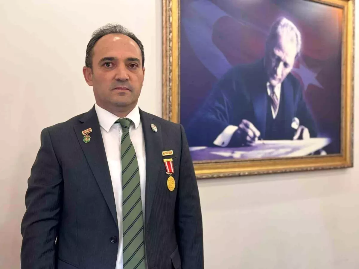 GAZİMİZ VÜCUDUNDA BİNİN ÜZERİNDE ŞARAPNEL PARÇASIYLA VATANA HİZMETE DEVAM EDİYOR