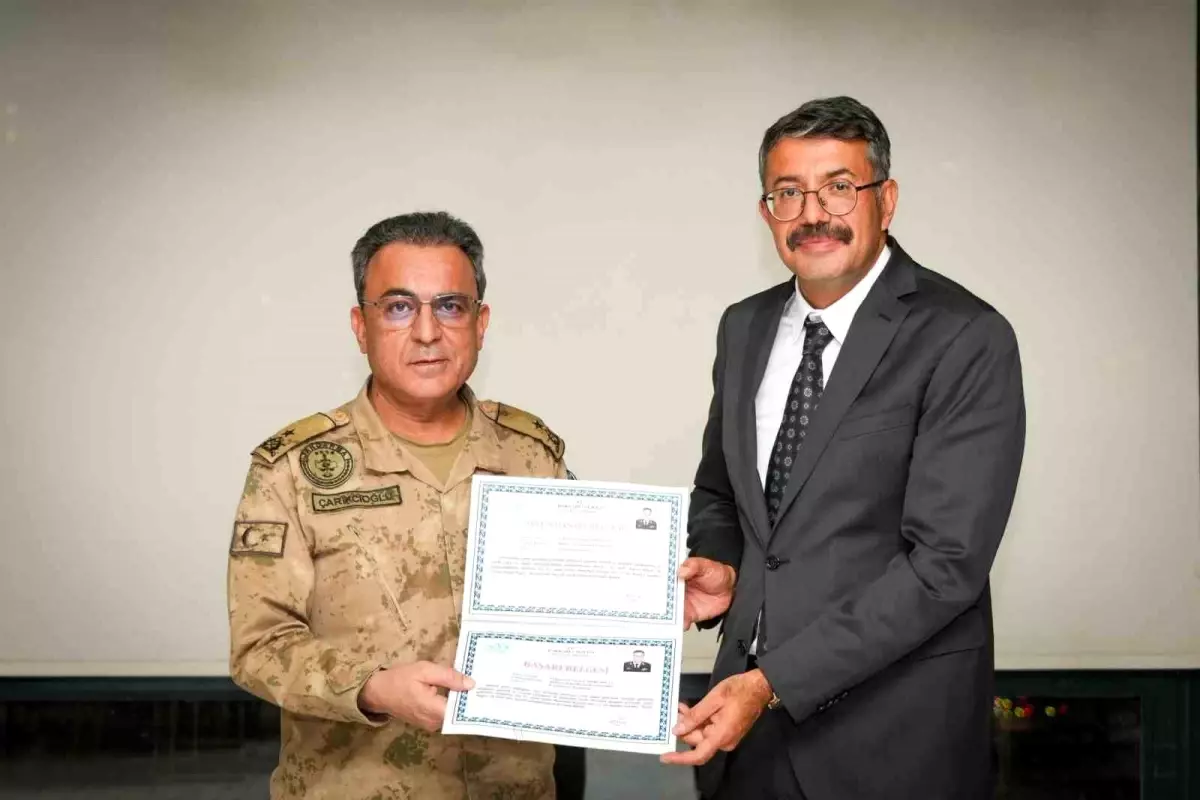 KOMUTANLARA VEDA YEMEĞİ DÜZENLENDİ