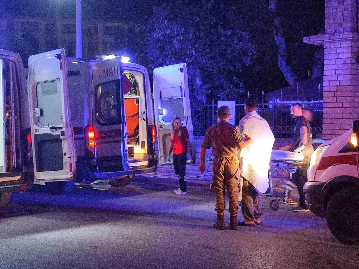 ORDU EVİNDE YANGIN: 16 ASKERİMİZ DUMANDAN ETKİLENDİ