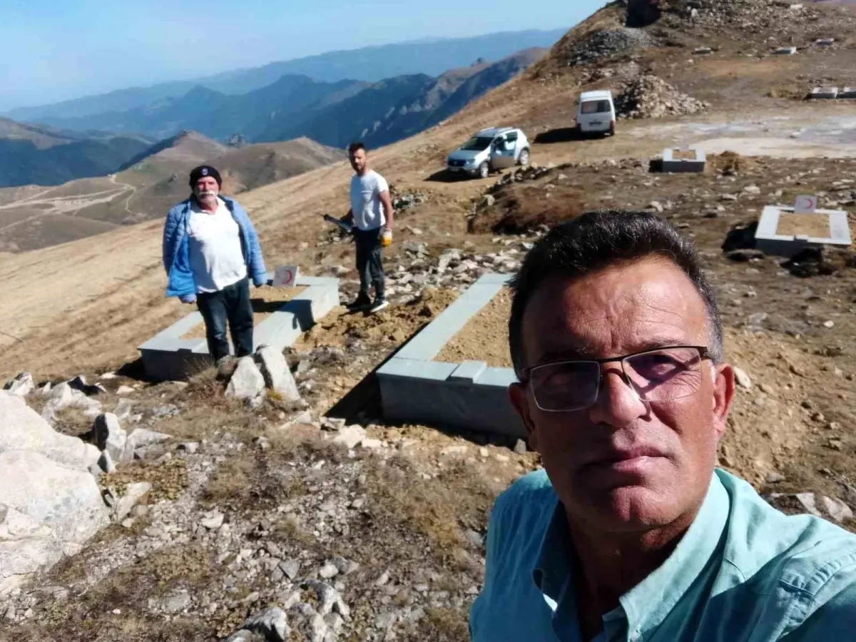 BİR ASIR SONRA AYNI RUHLA: ŞEHİTLİK İÇİN EL ELE VERDİLER