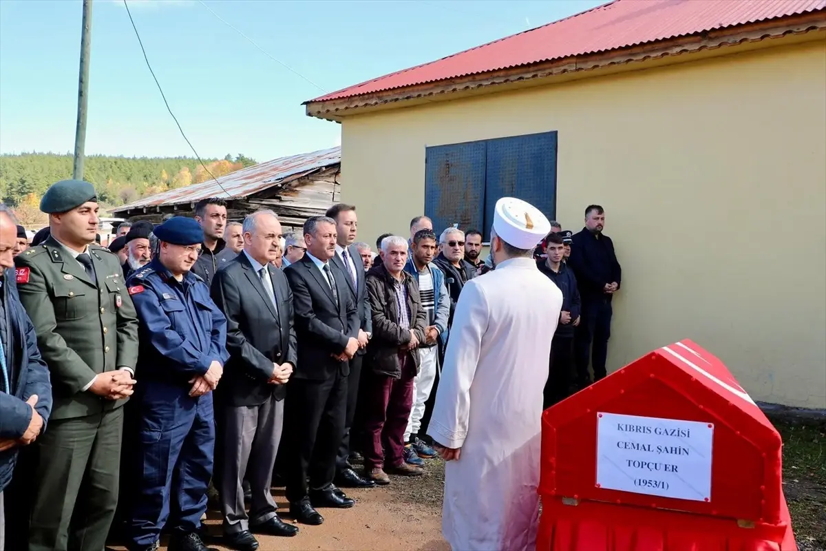GAZİMİZ CEMAL ŞAHİN’İN CENAZESİ TÖRENLE TOPRAĞA VERİLDİ