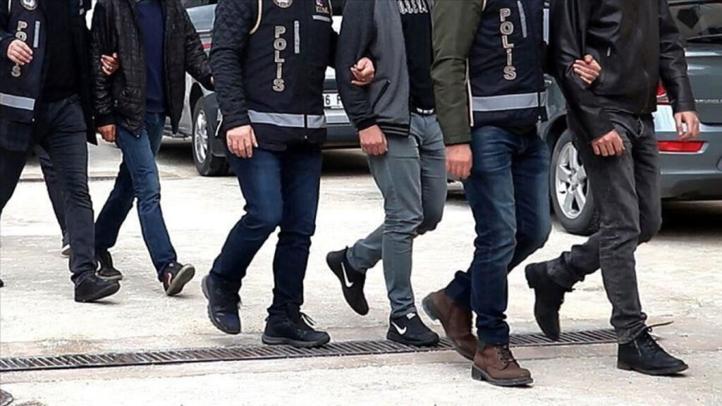 JANDARMA İSTİHBARAT YÜZBAŞININ PARMAK İZLERİ BULUNMUŞTU! SON PİŞMANLIK FAYDA ETMEDİ!