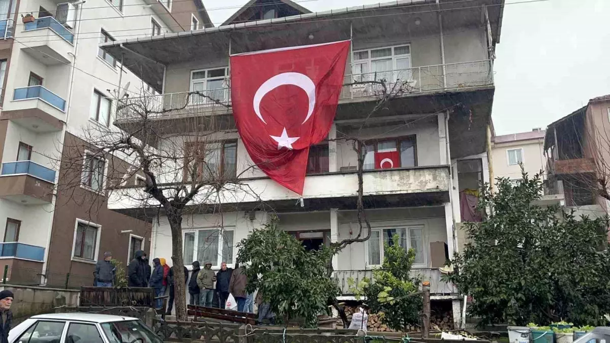 “AMCA BABAM ŞEHİT OLDU, BAŞIMIZ SAĞ OLSUN”