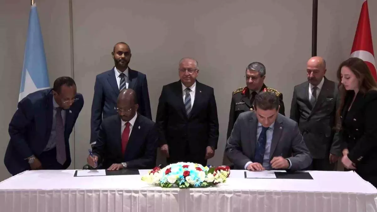 OYAK İLE SOMALİ BALIKÇILIK VE MAVİ EKONOMİ BAKANLIĞI ARASINDA ‘STRATEJİK İŞBİRLİĞİ VE HİZMET ANLAŞMASI’ İMZALANDI