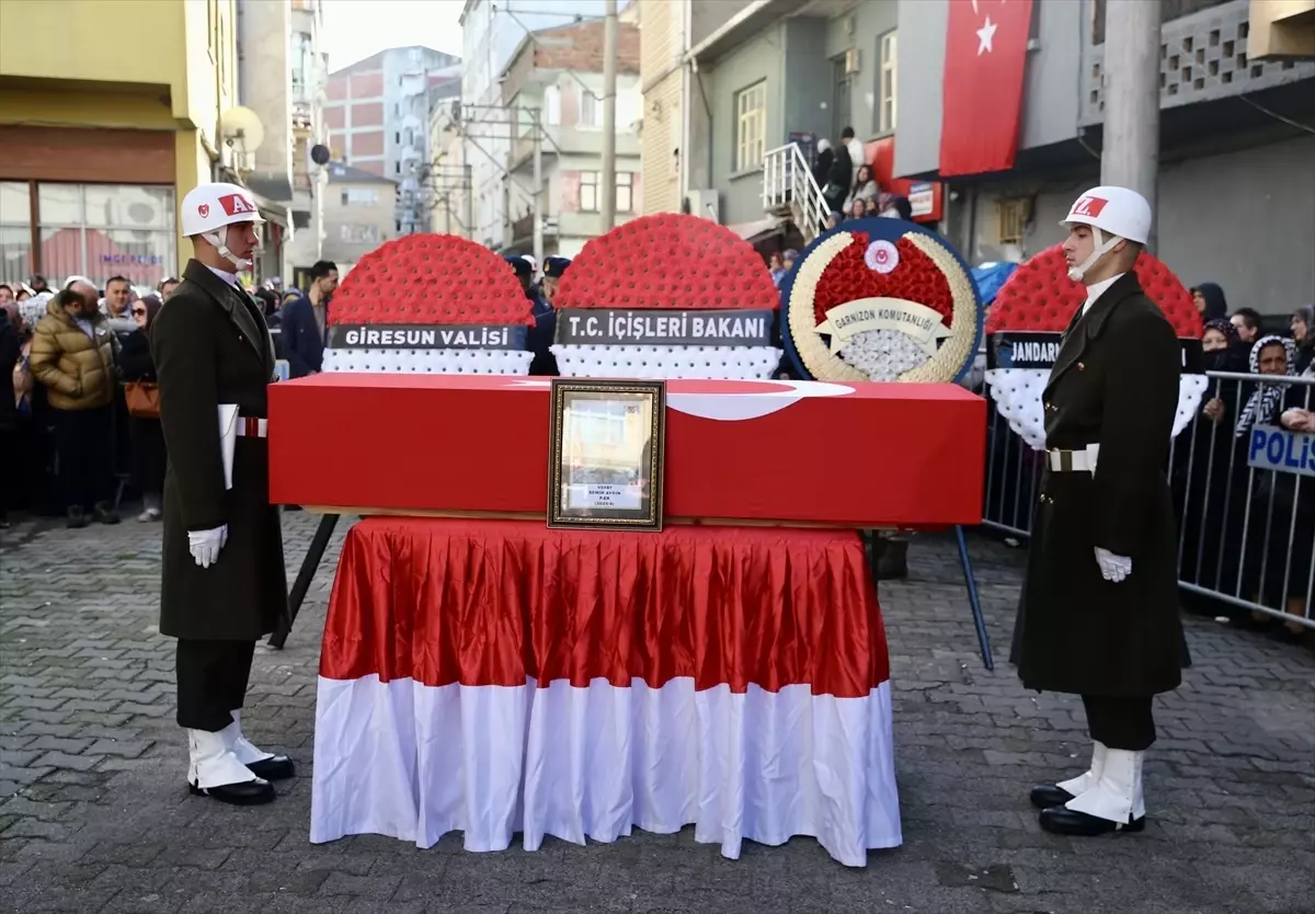 RAHATSIZLANARAK VEFAT EDEN ASKERİMİZ MEMLEKETİNDE TOPRAĞA VERİLDİ