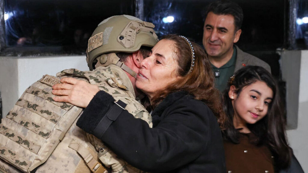 YILBAŞI NÖBETİNDE DUYGU DOLU ANLAR