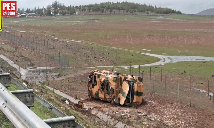 Askeri araç devrildi; 10 askerimiz yaralandı