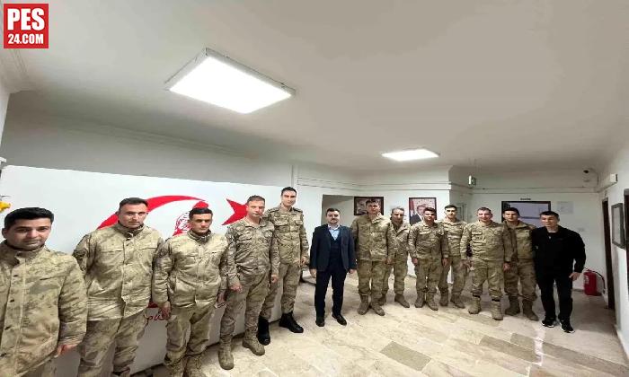 KAYMAKAM ATIŞ, ASKERLE İFTARDA BİR ARAYA GELDİ