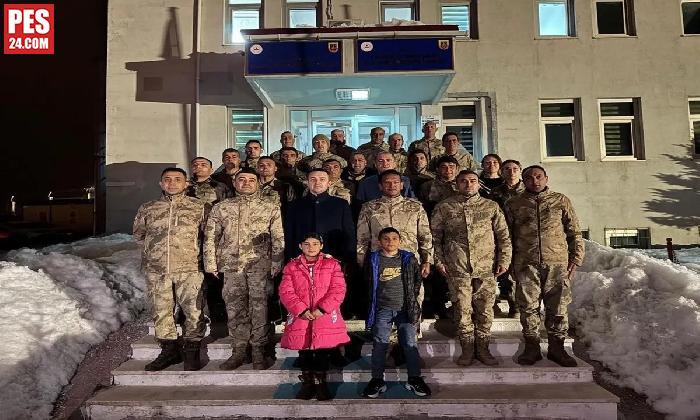 KAYMAKAM BAKAN, JANDARMA KARAKOLUNDA GÜVENLİK KORUCULARIYLA İFTARDA BULUŞTU