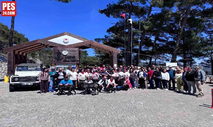 ASTSUBAY HAZIRLAMA OKULU 1985 MEZUNLARI, KAZ DAĞLARI’NDA BULUŞTU