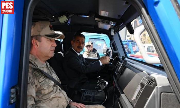 İL JANDARMANIN ZIRHLI ARAÇLARI KAMUYA TANITILDI