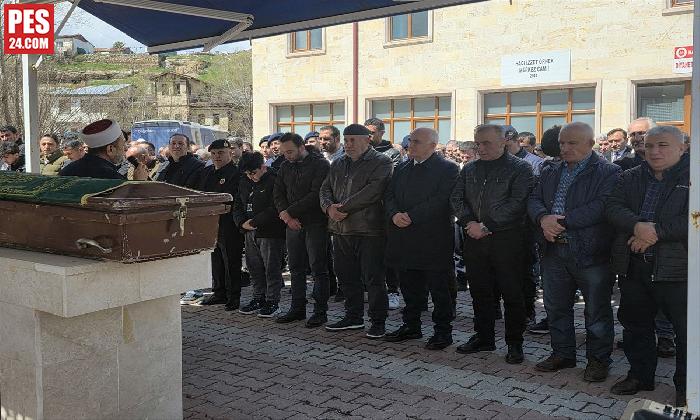 VEFAT EDEN ŞEHİT BABASI ÇELİK SON YOLCULUĞUNA UĞURLANDI