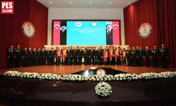 BAKAN ÇİFTÇİ JANDARMAYA SESLENDİ : HİÇBİR GÖREV YÜK OLARAK GÖRÜLMEMELİ
