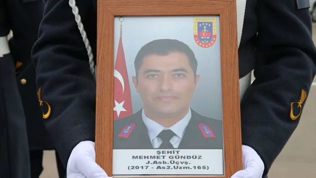 ŞEHİT JANDARMA ASTSUBAYIMIZ MEHMET GÜNDÜZ ADINA KÜTÜPHANE AÇILDI