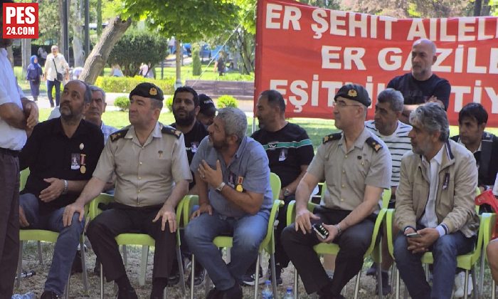 2 ALBAY VE 1 GENERALDEN OLUŞAN MSB HEYETİ EYLEM YAPAN GAZİLERİ ZİYARET ETTİ!