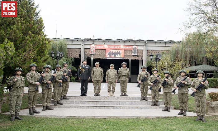 Genelkurmay Başkanı Bayraktaroğlu denetleme yaptı.