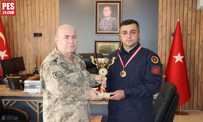 Iğdır Jandarması’nın köpeği Çakıl, Nevşehir yarışmasından birincilikle döndü